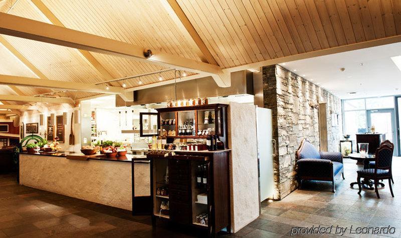 Kronen Gaard Hotel Саннес Екстериор снимка