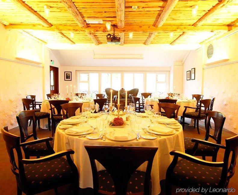 Kronen Gaard Hotel Саннес Екстериор снимка