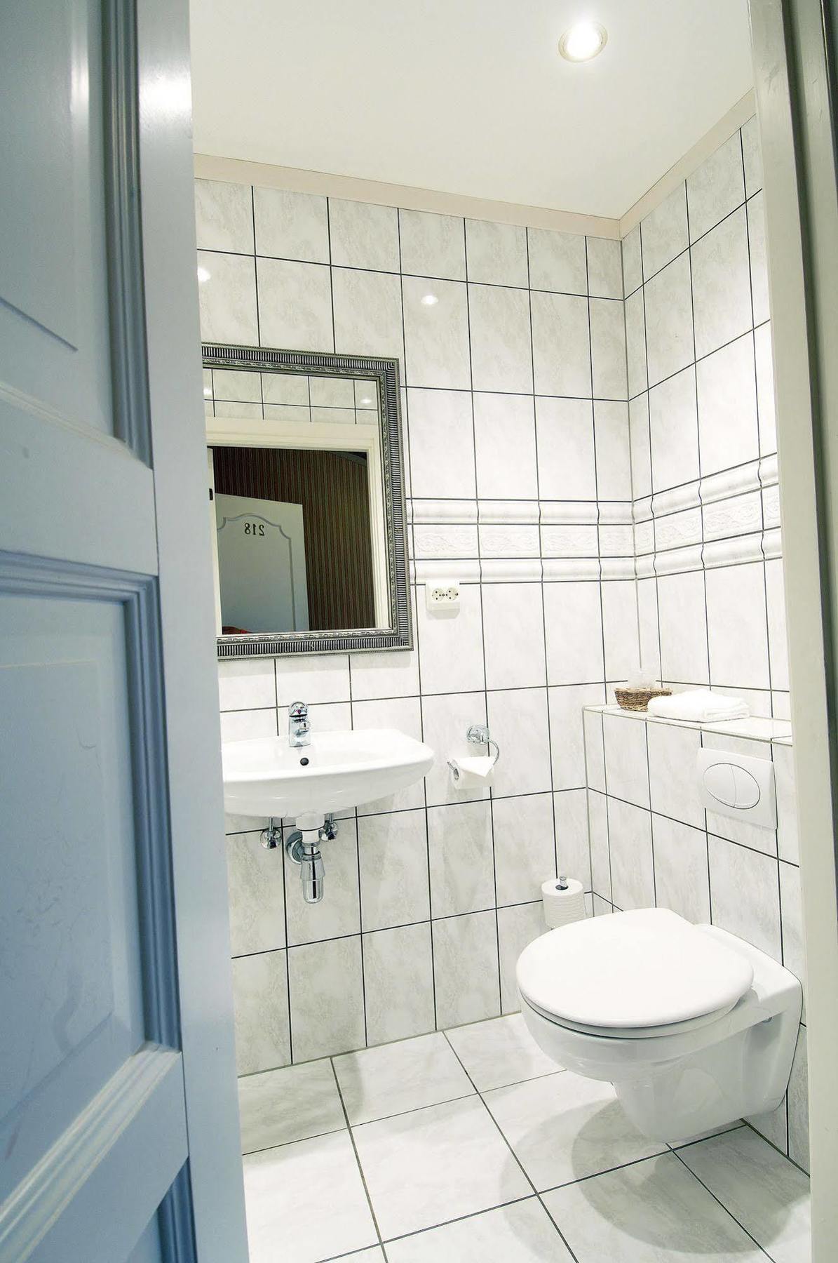 Kronen Gaard Hotel Саннес Екстериор снимка